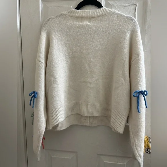 Luna Ivy Women's White Sweater with Colorful Bow Accents Sz M - Picture 6 of 8